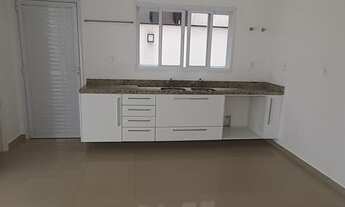 Imagem 7: Casa de condomínio sobrado para aluguel com 325 metros quadrados com 4 quartos