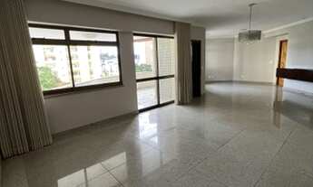 Imagem 5: Apartamento para aluguel possui 190 metros quadrados com 4 quartos