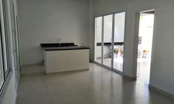 Imagem 3: Casa de condomínio térrea para venda possui 175 metros quadrados com 3 quartos