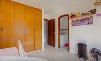 Imagem 6: Casa de 5 Dormitórios na Rua Doutor Erasmo Teixeira de Assunção