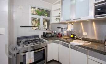 Imagem 7: Apartamento com 160 m² de área útil, 3 Quartos sendo 3 suítes, 3 Vagas