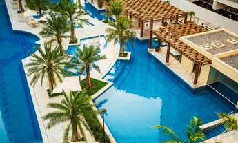 Imagem 2: Espaçoso apartamento 4 Suítes com varanda e churrasqueira