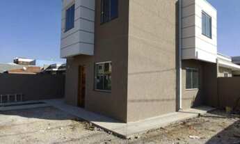 Imagem 5: Sobrado com 3 dormitórios sendo uma suíte à venda, 83 m² por R$ 379.900 - Palmital - Colom