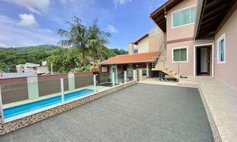 Imagem 4: Linda Casa com Piscina e 03 Dormitórios