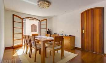 Imagem 3: Casa de 5 Dormitórios na Rua Doutor Erasmo Teixeira de Assunção