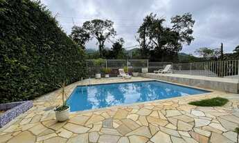 Imagem 6: Casa independente com 3 quartos sendo 1 suíte no Comary - Teresópolis/ RJ