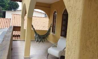 Imagem: Lindo sobrado com 4 dorms para venda no