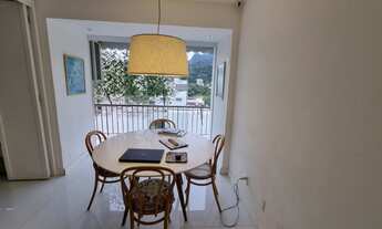 Imagem 2: Apartamento reformado para venda na Gávea com 03 quartos