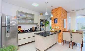 Imagem 6: Casa de condomínio para venda tem 192 metros quadrados com 3 quartos em Glória - Porto Ale