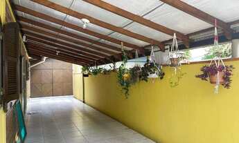 Imagem 4: Casa a 50 metros da praia com 3 dormitórios à venda, 184 m² por R$ 680.000 - Mariluz - Ita