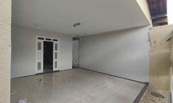 Imagem 2: Casa ampla para aluguel, 4 quartos, 2 vagas cobertas no Junco, Sobral-CE