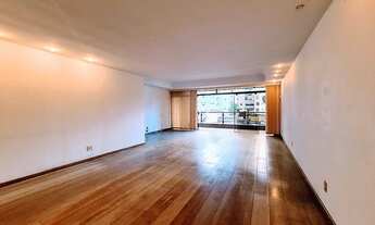 Imagem 4: Apartamento com 350m² possui 3 quartos, 2 suítes no centro