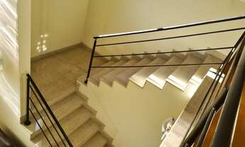 Imagem 4: Morada da Colina, Casa de Esquina, 3 Suítes, Espaço Gourmet, Piscina, Energia Fotovoltaica