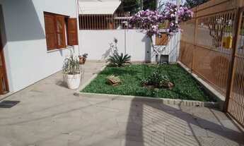 Imagem 2: Casa com 4 dormitórios, suíte, construção impecável, vagas para 6 carros