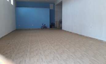 Imagem 6: Prédio com Salões Comerciais e Casas dm Piracaia ( região de Atibaia