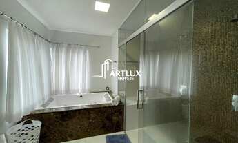 Imagem 7: Casa para Venda em Balneário Camboriú, Centro, 5 dormitórios, 4 suítes, 5 banheiros, 4 vag