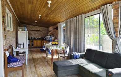 Imagem 5: Casa para Venda em Imbituba, Alto Arroio, 4 dormitórios, 1 suíte, 2 banheiros, 2 vagas