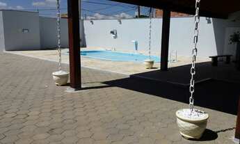 Imagem 3: Linda casa, 2 dorm, 600m², piscina, churrasqueira, 20 vagas - Pindamonhangaba