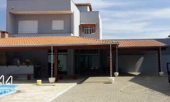 Imagem: Linda casa, 2 dorm, 600m², piscina, churrasqueira