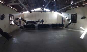 Imagem 2: Vendo Imóvel para Igreja, Escola ou Comércio no Carlito Pamplona - Fortaleza