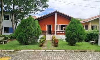 Imagem 3: Casa em Condomínio Mobiliada para Locação em Gravatá, CAMPOS DO JORDÃO, 3 dormitórios, 1 s