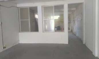 Imagem 5: Casa comercial em Arembepe