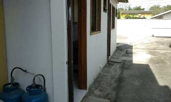 Imagem 1: Kitnet próx CFL na SC401