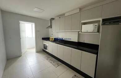 Imagem 2: BALNEáRIO CAMBORIú - Apartamento Padrão - Centro