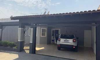 Imagem 2: Casa com 2 dormitórios e piscina em Agudos