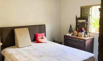 Imagem 4: Térrea para venda tem 185 metros quadrados com 3 quartos em Santa Mônica - Uberlândia - MG