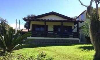 Imagem: Casa com 3 dormitorios para alugar no Campeche