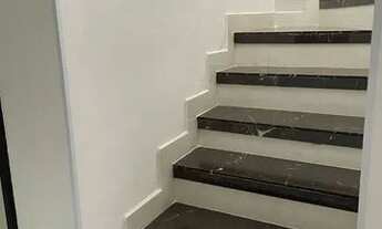 Imagem 7: SOBRADO À VENDA NO JARDIM SANTA MENA - 3 ANDARES - 4 DORMITÓRIOS - 2 SUÍTES - 2 VAGAS.