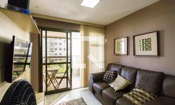 Imagem 2: Apartamento para Aluguel - Jacarepaguá, 2 Quartos, 65 m2