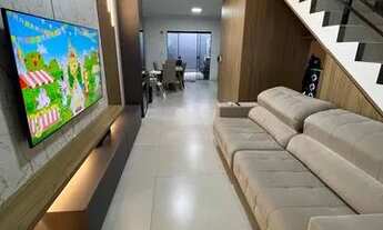 Imagem: Casa geminada, 2 andares