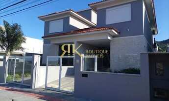 Imagem: Casa à venda, 4 quartos, 1 suíte, 2 vagas