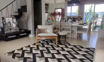 Imagem 2: Otimo sobrado em condominio de novo em bairro planejado em area em expansão!