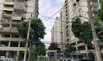 Imagem 2: Apto p/ aluguel 70m² 2qtos / 1-closet e 1-arm plenej 2bhs coz plenej dep.empr gar 2elev