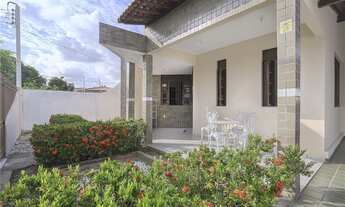 Imagem 2: Casa próximo ao Colégio Over 3 quartos com suíte escritório dependência completa 254m² 4 v