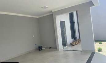 Imagem 2: Casa em Caldas Novas, 3Q, suíte, laje, pé direito duplo, pias esculpidas, LED, porcelanato