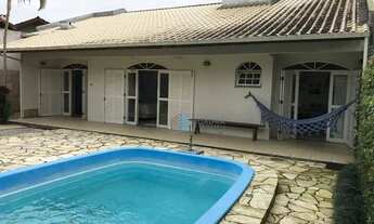 Imagem 6: Casa Plana em Localização Privilegiada no Parque São Jorge, Florianópolis !!