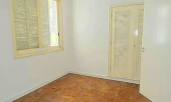 Imagem 4: Praia de Pitangueiras, 02 dormitórios, prédio frente ao mar