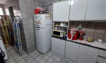Imagem 3: Quarto em apartamento semi imobiliado