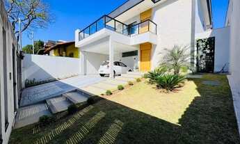 Imagem 2: Excelente Casa Moderna com 3 Quartos, 3 Suítes e 4 Vagas no Bairro Planalto