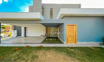 Imagem 4: Casa de condomínio para venda com 200 metros quadrados com 3 quartos