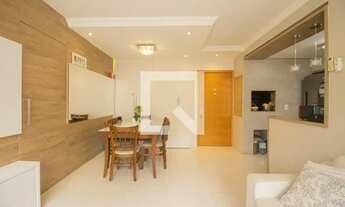 Imagem 4: Apartamento para Aluguel - Passo D'areia, 2 Quartos, 75 m2