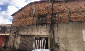 Imagem 4: CASA na avenida / VENDE-SE no sol e mar