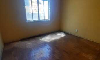 Imagem 5: Cód.: 806 - Apartamento com 2 Quartos e 2 Banheiros, elevador - à venda no Centro, Juiz de