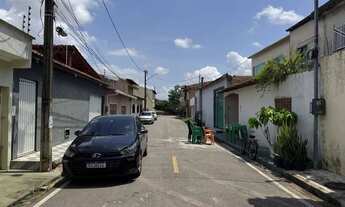Imagem 4: Casa térrea com 4/4 sendo 3 destes suítes, Edicula com churrasqueira e garagem para 4 carr