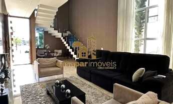 Imagem 4: Sobrado à Venda em Condomínio Fechado com 420m², 3 Suítes com Piscina