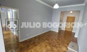 Imagem 2: Apartamento à venda em Copacabana - reformado - 3 Quartos - Vaga - Port. 24h